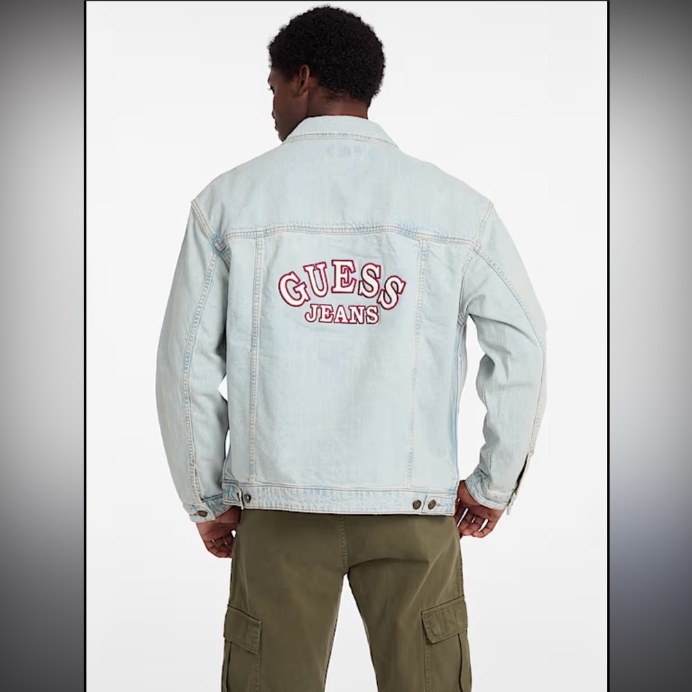 Nwt Guess Men Oversized Trucker Jacket Denim XL Light Wash - Picture 3 of 5